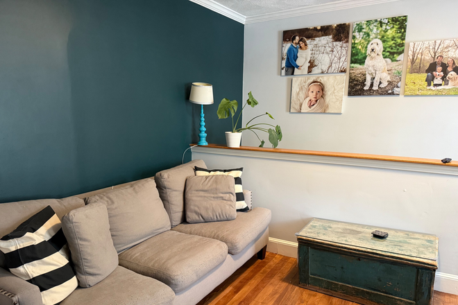 Upstairs room could be used as dining room - First Floor Apartment Near Tufts