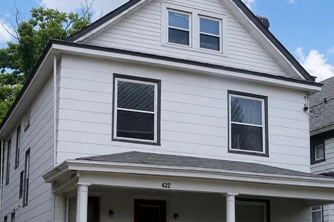 Exterior - Great XU Location - Leasing for 2024-25