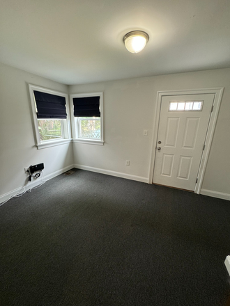 Bedroom - 4 Bed, 2 Full Bath Apartments