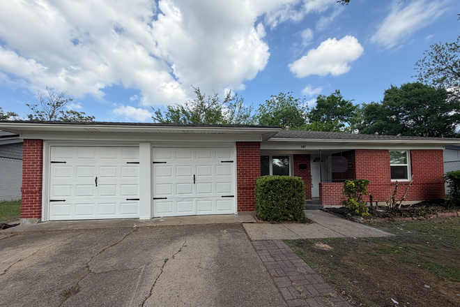 Outside View - 302 North Cottonwood Drive Richardson, TX 75080
