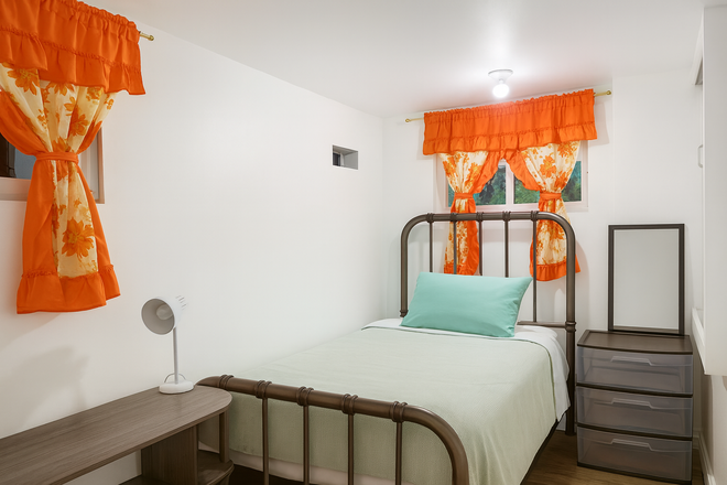 Bedroom A: $850 with Single sized bed - Private rooms in a shared basement at Haverson Boulevard. Utilities included!