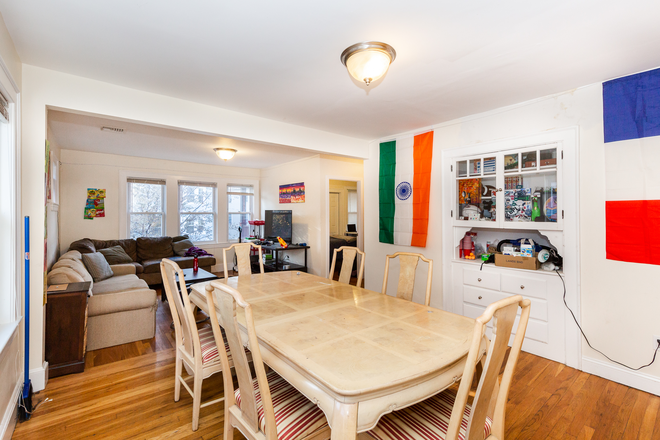 Text (774)365-8421 for more info!!! - **NO BROKERS FEE** 4 BED 2 BATH, MISSION HILL (9/1/26) Apartments