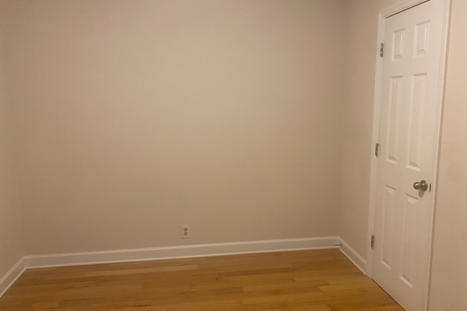 Bedroom - Campus Walk