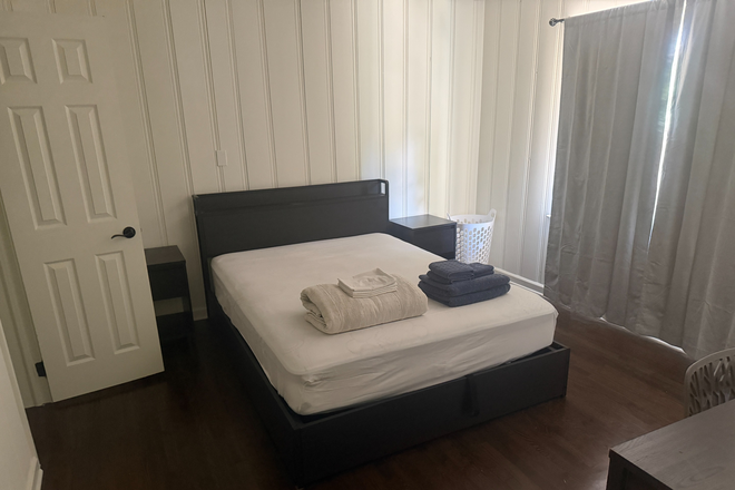 Room for Rent - $900 / 4br - 150ft2 - Room For Rent in 4BD/2BA House (Adams Park)