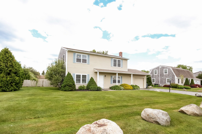 Exterior - 24 Melville Lane, Narragansett House