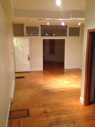 Living Dining - Lovely 2 bedroom apartment on St Stephen St