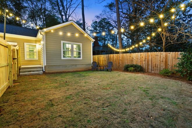 Backyard - Furnished 2BR Guest House | Walk to Emory | All Utilities Included | Flexible 1 to 12 Month Terms