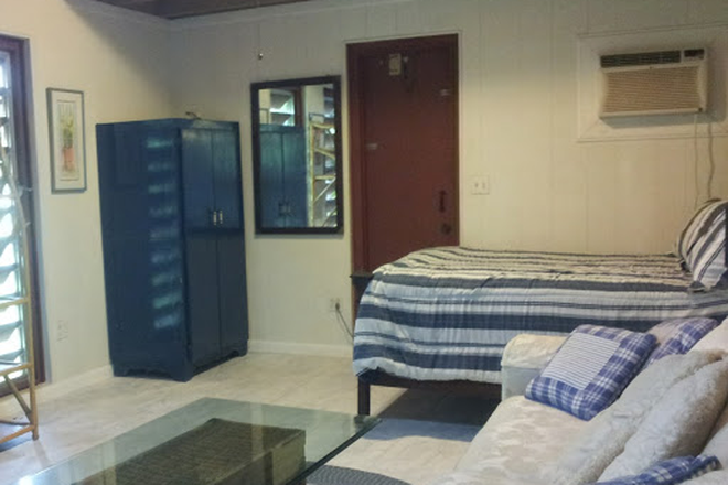 Living Room - STUDIO APT/Pinecrest/6940 SW 112th St.