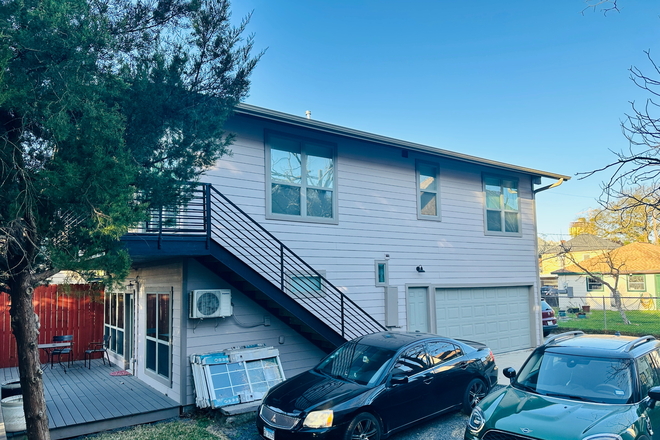 Lower left corner is entrance. - Cozy Studio Sublease Apartments