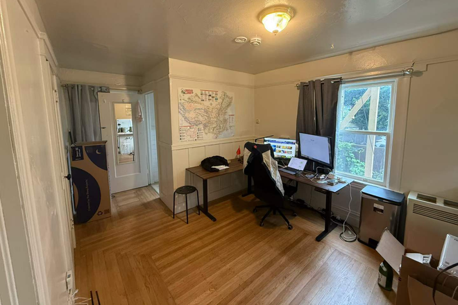 Dining Room - Summer Sublease 1B1B