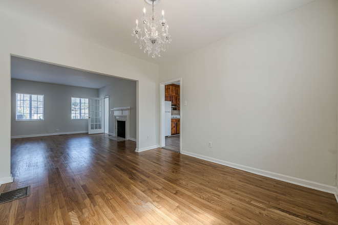 dining view to livingroom - Walk to Emory Hospital/University House