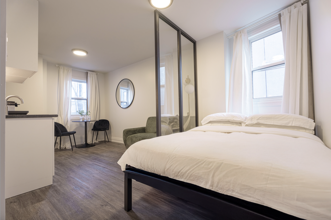 Studio - Fully Furnished & All-Inclusive Jr. 1 Bedroom | Downtown Toronto