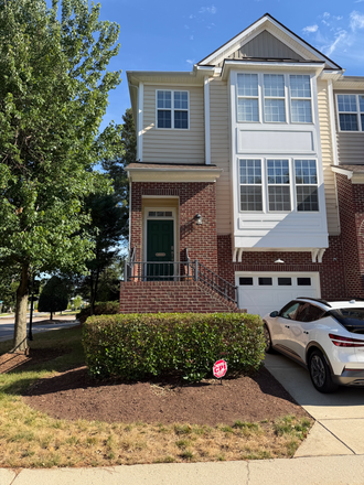 Outside street view - Spacious En-suite with private patio and garage parking in Crescent Ridge Townhome Community