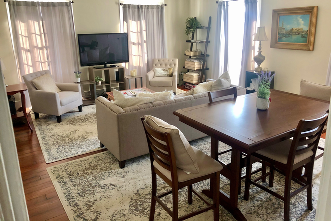Living/Dining Room - Accepting Applications NOW for 2026-2027 Rental