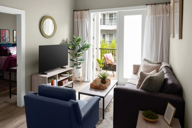 Living Room - The Standard at Four Corners