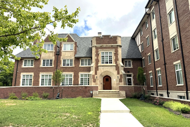 Entrance - Revive 318 Private Bedroom Sublease – $1,000/Month – Aug 2026–July 2027
