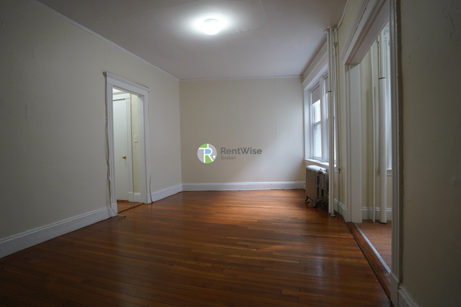 1 - SEPT 2026〡Huge Fenway 1 bed〡H/HW inc.〡Easy D-Line〡Cats OK〡No Fee!