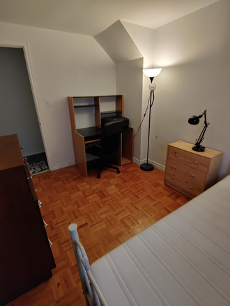 bed room - Room for students only.
