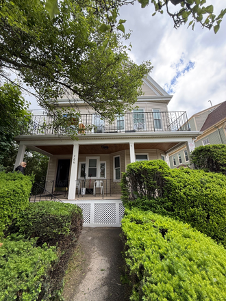 - - PRIME LOCATION FOUR BED TWO BATH NEAR TUFTS 6/1/2027