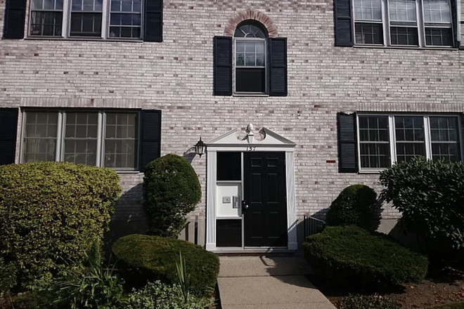 street view - Summer Sublet Near BC