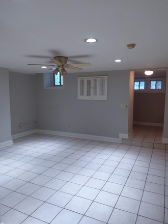 Living Area with Entry - 1-bedroom and den apartment close to Homewood campus