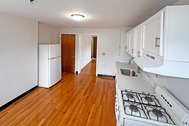 kitchen - 1 BD 1 BA NO BROKERS FEE!!! ( Waltham ) Apartments