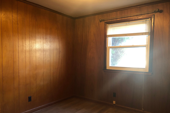 The available bedroom - Spacious above ground BR; SFH close to campus. Shuttle bus & Bike trail next to the HSE. House