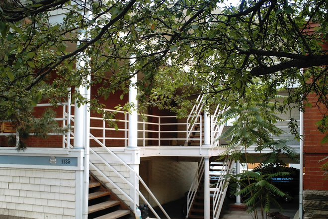 1135 Pennsylvania - addition (Apts. 1-12) - Hill 1BR - One block to CU - AVAIL. NOW! Apartments