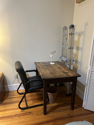 middle bedroom - Homeshare in Charles Village - Near Campus - 2 private bedrooms available