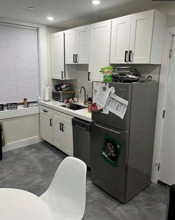 1 - SEPT 2026 - Inviting North End 1 Bed / 1 Bath, In-Building Laundry, Small Dogs/Cats OK, No Broker F Apartments