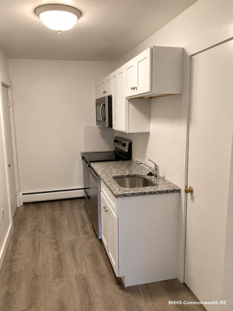 kitchen - 205 Highland Ave, Unit 5, Somerville MA 02143 Apartments