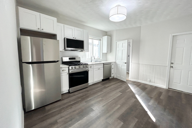 Kitchen - 153 East Cottage St., #1, Boston, MA 02125 (Dorchester)