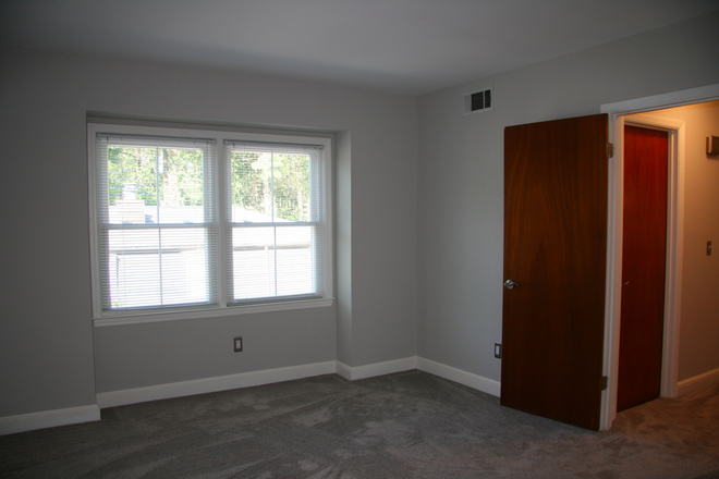 Bedroom large bright windows - Perfect Condo! Live just one block away from Emory/CDC/VA campuses