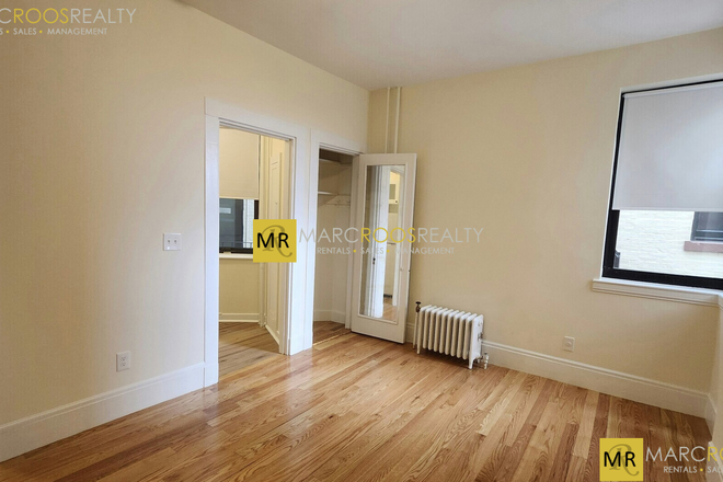 Bedroom - BACK BAY STUDIO ON BEACON ST -MASS AVE (NO FEE) SEPTEMBER 1ST Apartments