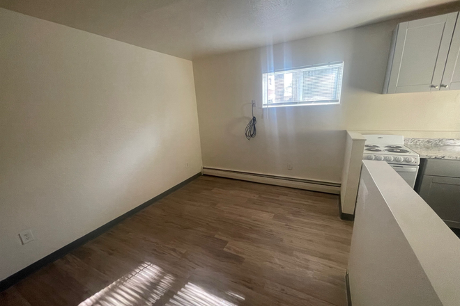 6 - August PRE-LEASING 1623 19th St (Many Units Available)