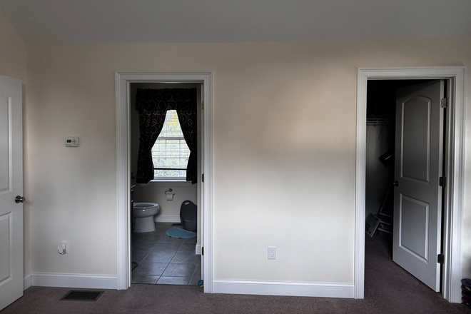 Bathroom - Brand new build. In-law suite for rent Apartments