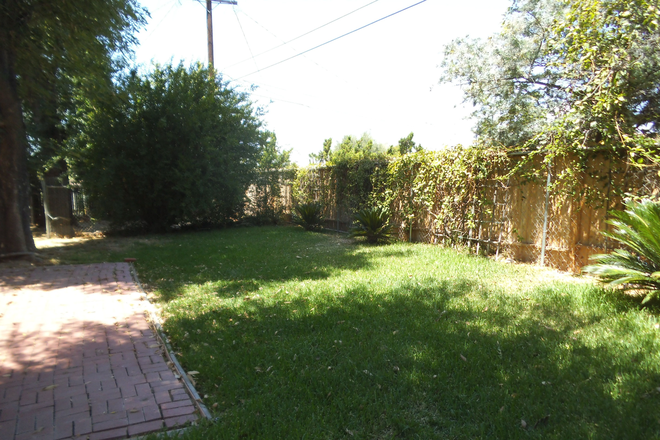 Outdoors - TWO FURNISHED BEDROOMS, ONE MASTER, ONE W/SHARED BATH AVAILABLE WALKING DISTANCE TO UCR