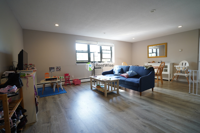 1 - NOV 2025-Gorgeous Coolidge Corner 2 bed, H/HW/Prk inc. NO FEE!