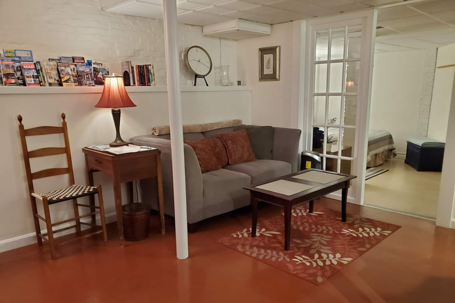 Sitting Area - Garden Entrance Suite with Kitchenette Apartments