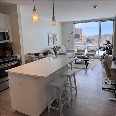 All - Fully Furnished 1BD/1BA – Walk to Campus