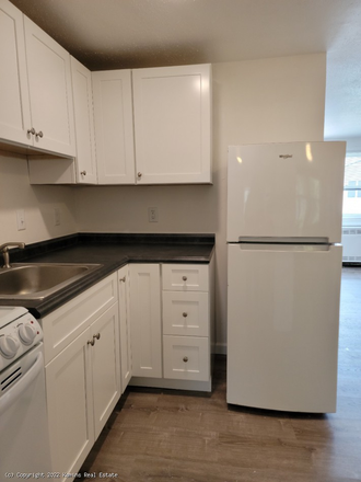 Kitchen - 2 bedrooms available at 1010 N. Pleasant Street, Apt. #2