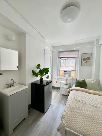 Bedroom 2 - Student & Intern Dorm at UWS