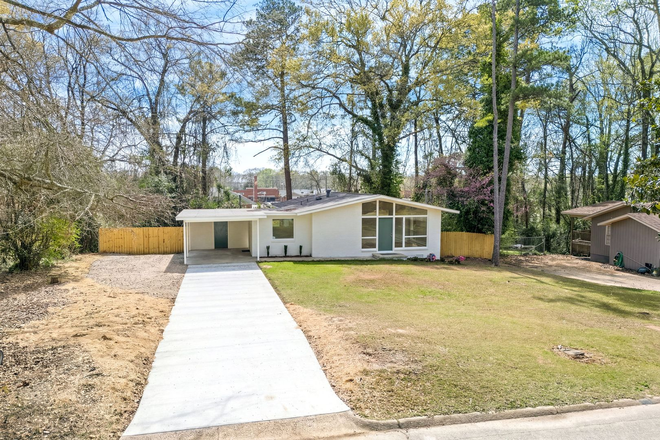 Photo - 720 Harper Avenue House