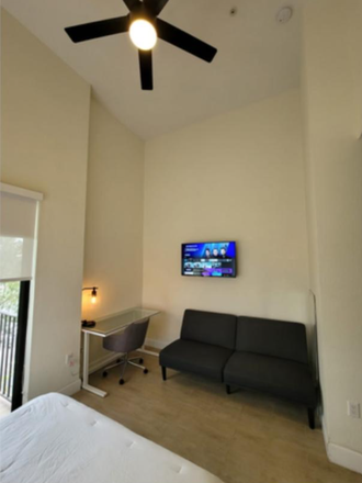 Furnished with TV - IBIZA CONDOMONIUM / private bedroom & private bathroom
