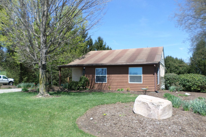 - 3 Bedroom 1 Bath House