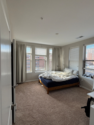 Master room, room2 - 1375 /month - Private two rooms in a 3B2B at Alloy