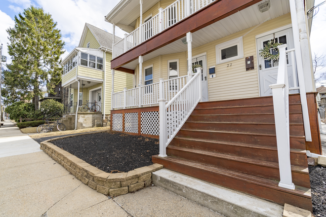 Exterior - Completely Renovated Top Floor 3 Bed 2 Bath w/ Private Deck, Sunroom, Central A/C, In-Unit Laundry