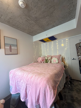 Bedroom - CampusOne 1004D, single room in 4bed/2bath unit, dressers, desk, near communal kitchen, large share