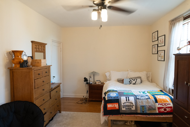 Bedroom - Fort Sanders Manor