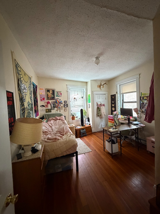 bed - 3 bed 1 bath Mission Hill NO BROKERS FEE!!! Apartments